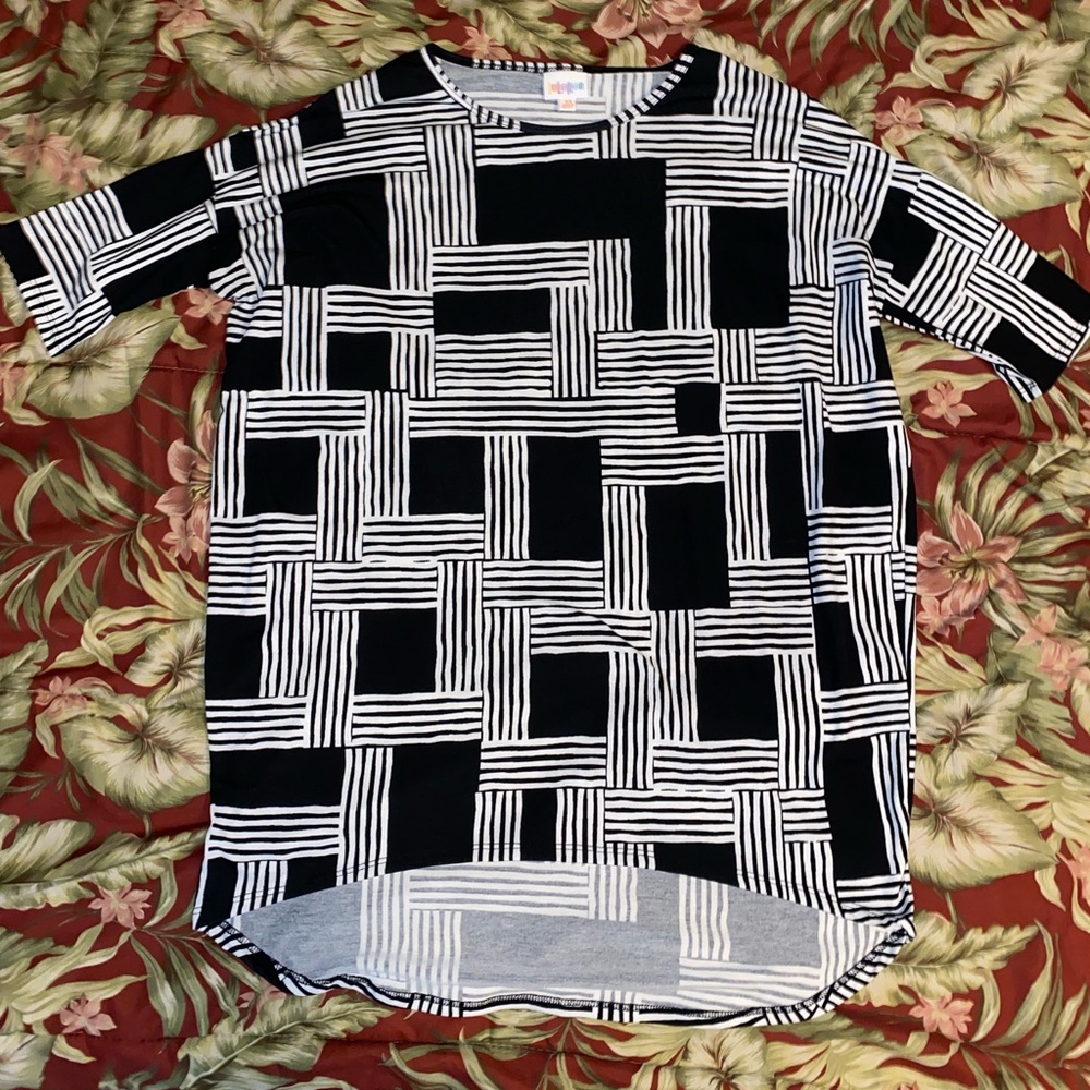 LuLaRoe Irma XS